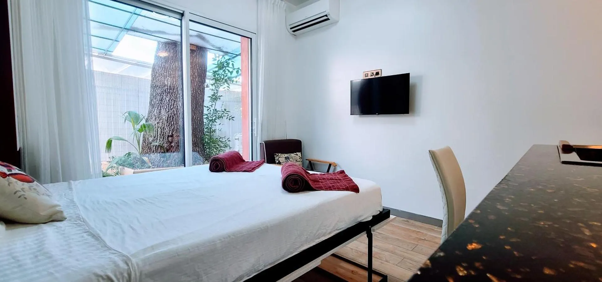 Oasis Marin 1 Studio Proche Mer Parking Wifi Cagnes-sur-Mer France